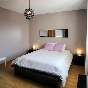 Maison Tendance Avec Jardin, Centre Village, Alpilles, Familles Hébergement de vacances Eyragues